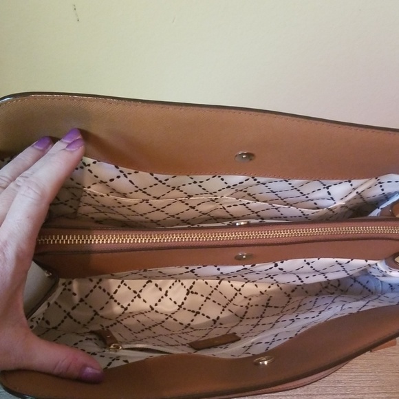 Kate Spade bag - Picture 3 of 4
